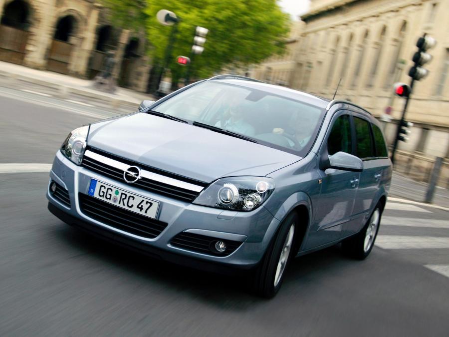  Opel Astra Combi H 2004 года  (фото 7 из 28)